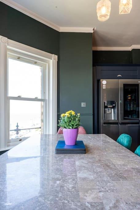 Luxury Duplex Penthouse On The Beach With Panoramic Sea Views Herne Bay Buitenkant foto