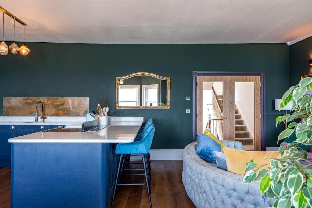 Luxury Duplex Penthouse On The Beach With Panoramic Sea Views Herne Bay Buitenkant foto